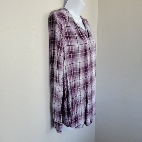 Time and Tru Women's Small Purple Plaid Long Sleeve Shirt V-neck Roll Tab Soft - Picture 3 of 6